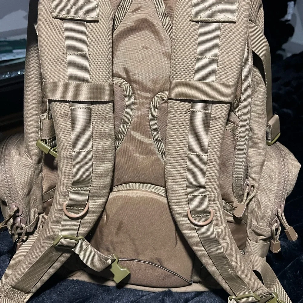 Condor backpack - Picture 3 of 11